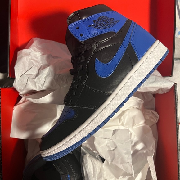 Jordan Other - Air jordan retro 1 royals to sell 259$ used like new with box 9.5 men